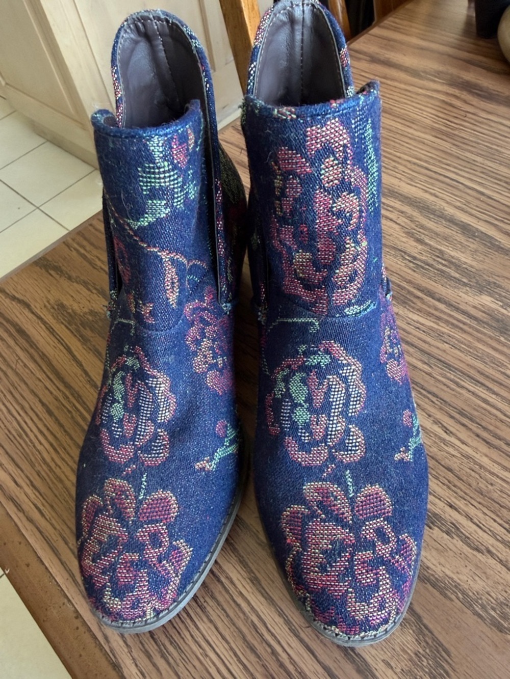 Me Too Zena style denim embroidered booties.  Excellent condition.  Size 8